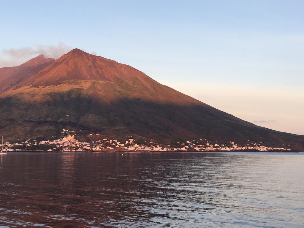 Schicciolina Villa Stromboli Luaran gambar